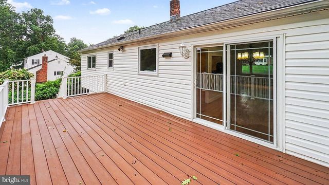 314 COLONIAL DR, Exton, PA 19341