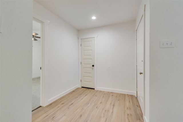 310 Old Mill Lane, Dallas, TX 75217