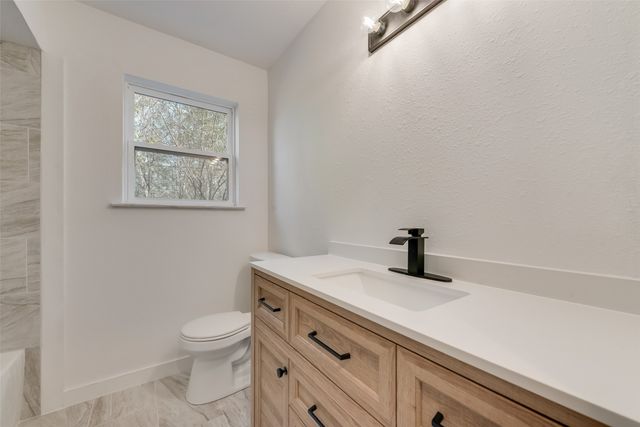 310 Old Mill Lane, Dallas, TX 75217