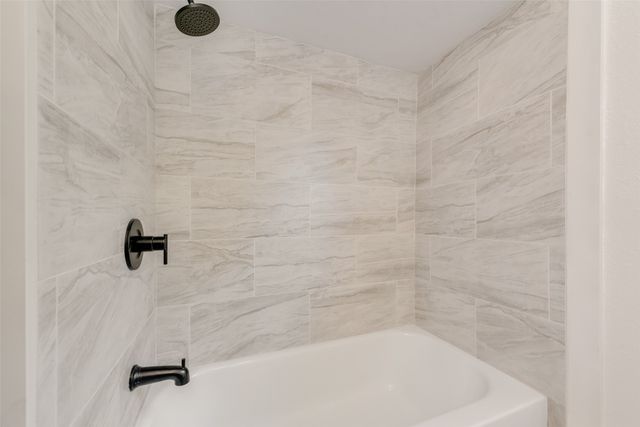 310 Old Mill Lane, Dallas, TX 75217