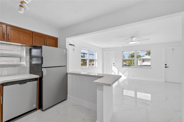 1520 NE 56th Street 8, Fort Lauderdale, FL 33334
