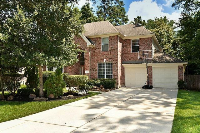 14 Filigree Pines Place, The Woodlands, TX 77382