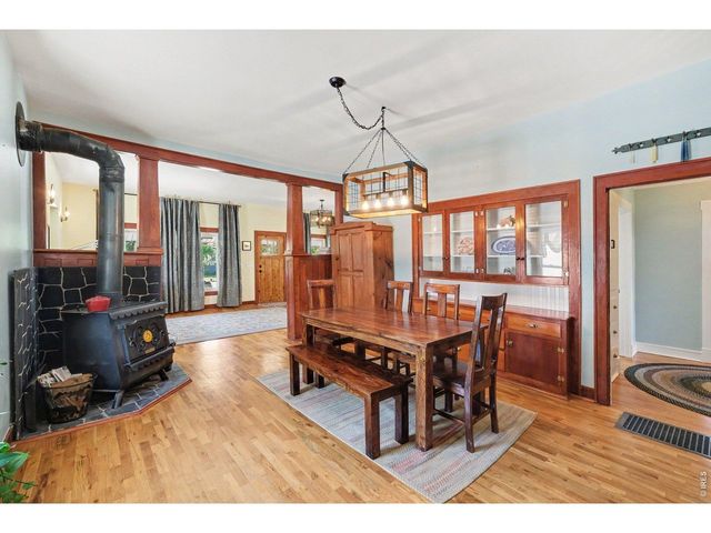 319 W 8th St, Loveland, CO 80537