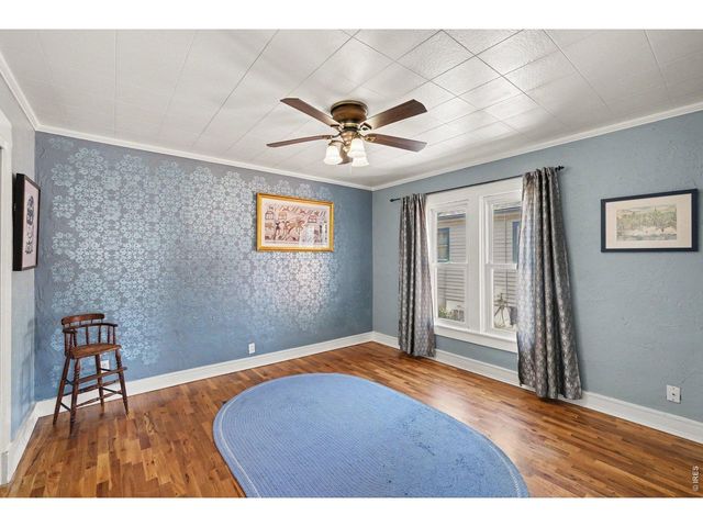 319 W 8th St, Loveland, CO 80537