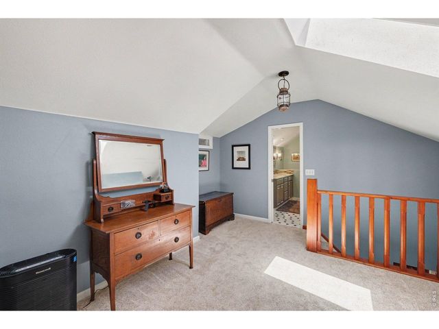 319 W 8th St, Loveland, CO 80537