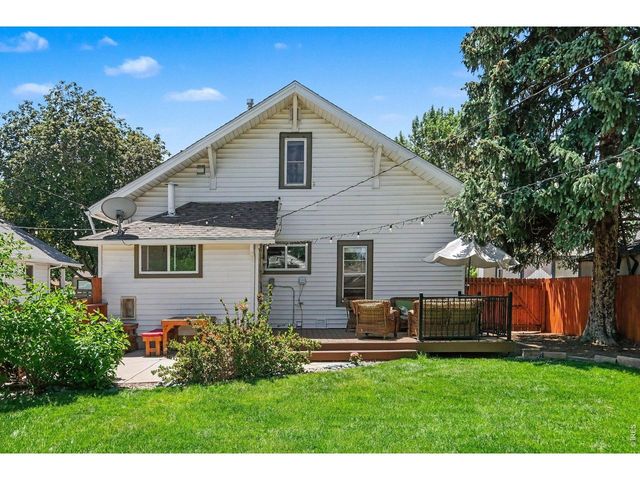 319 W 8th St, Loveland, CO 80537
