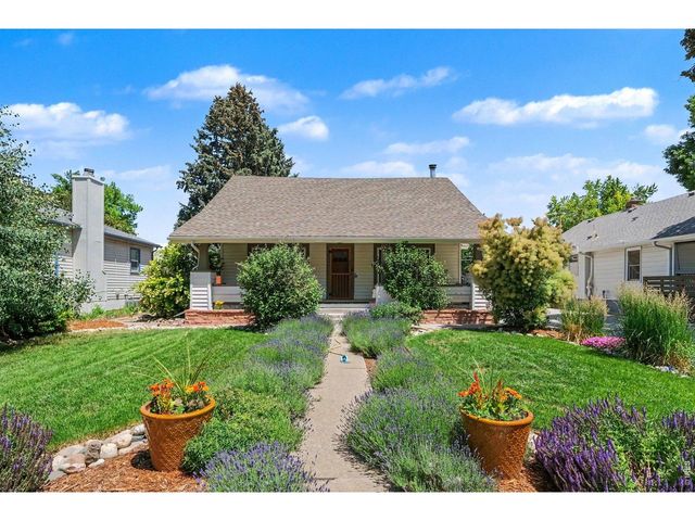 319 W 8th St, Loveland, CO 80537