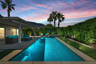 1502 Amelia Way, Palm Springs, CA 92262