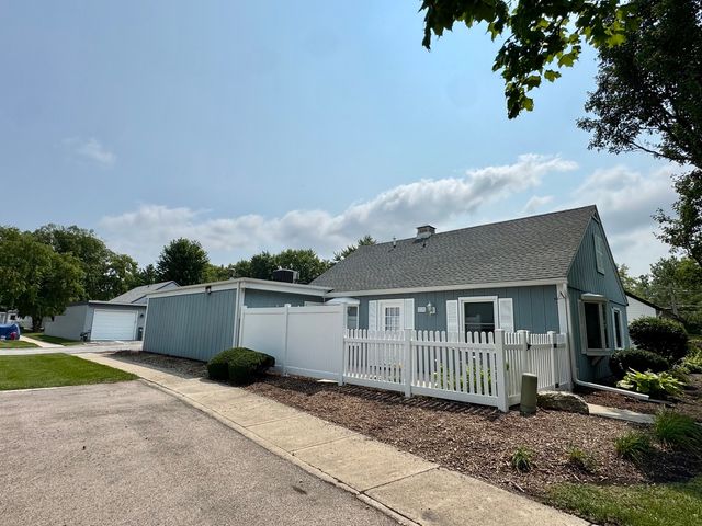 119 Garden Drive, Montgomery, IL 60538