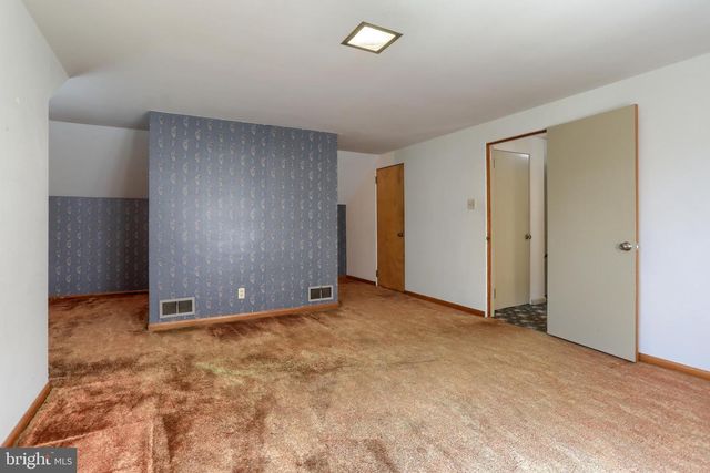 235 NARROWS DR, Lebanon, PA 17046