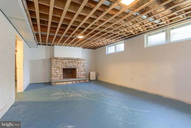 235 NARROWS DR, Lebanon, PA 17046