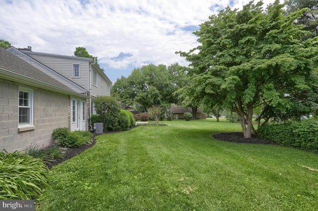 235 NARROWS DR, Lebanon, PA 17046