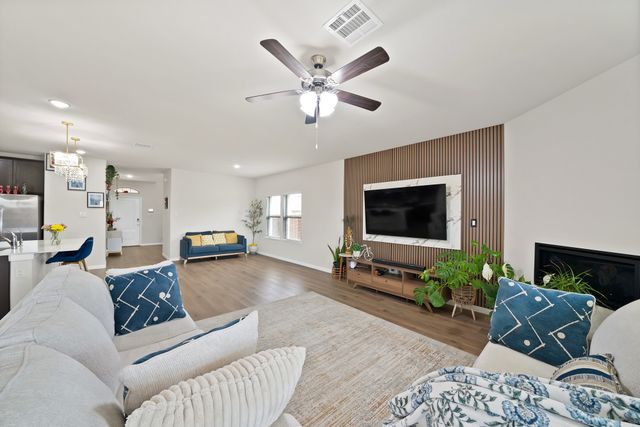 3813 Silver City Avenue, Aubrey, TX 76227