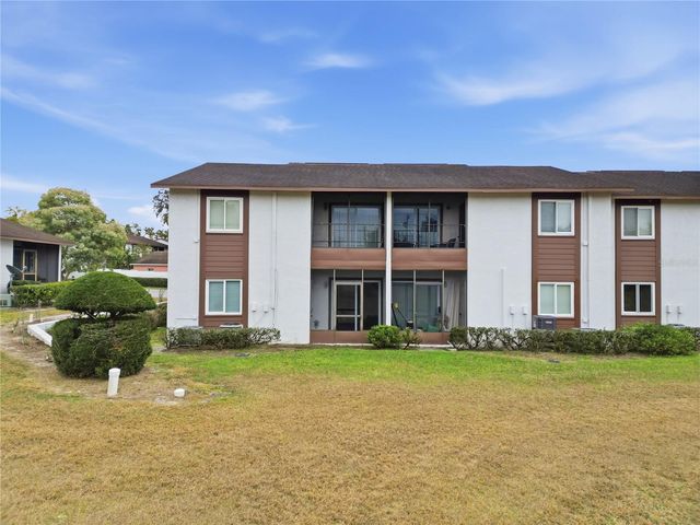 39132 COUNTY ROAD 54 2076, Zephyrhills, FL 33542