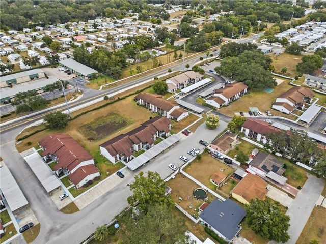 39132 COUNTY ROAD 54 2076, Zephyrhills, FL 33542