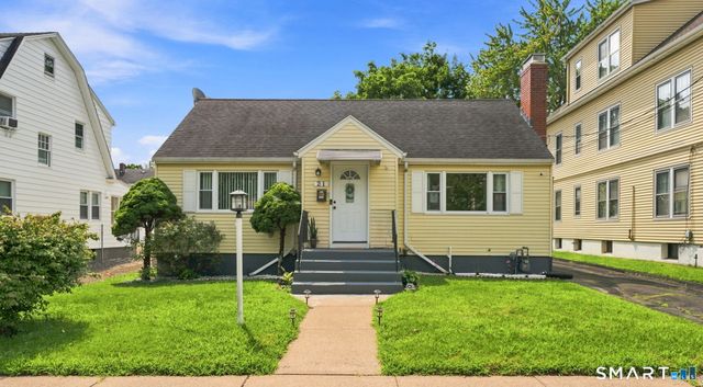 21 Cromwell Street, Hartford, CT 06114