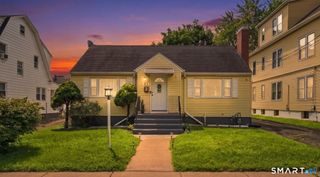 21 Cromwell Street, Hartford, CT 06114