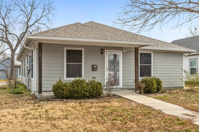 1006 Throckmorton Street, Mckinney, TX 75069