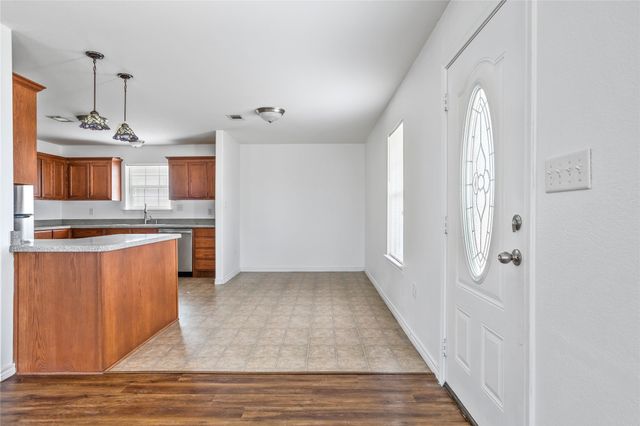 1006 Throckmorton Street, Mckinney, TX 75069