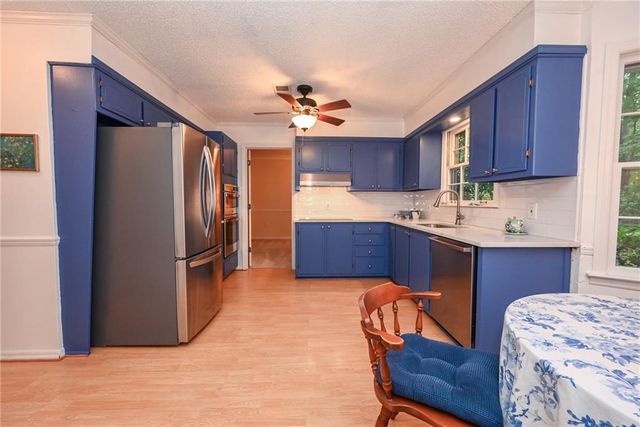 4649 Montauk Road SW, Lilburn, GA 30047