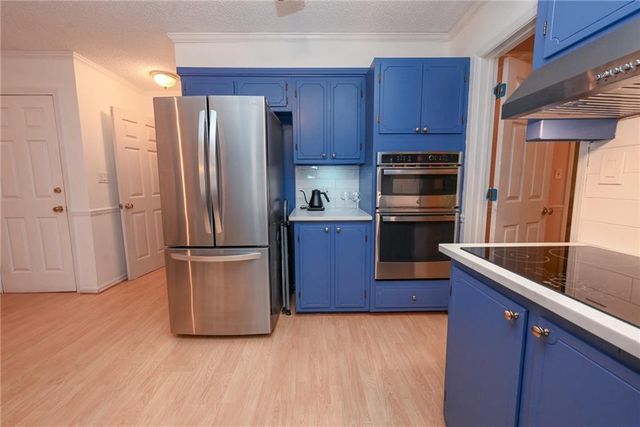 4649 Montauk Road SW, Lilburn, GA 30047