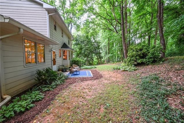 4649 Montauk Road SW, Lilburn, GA 30047