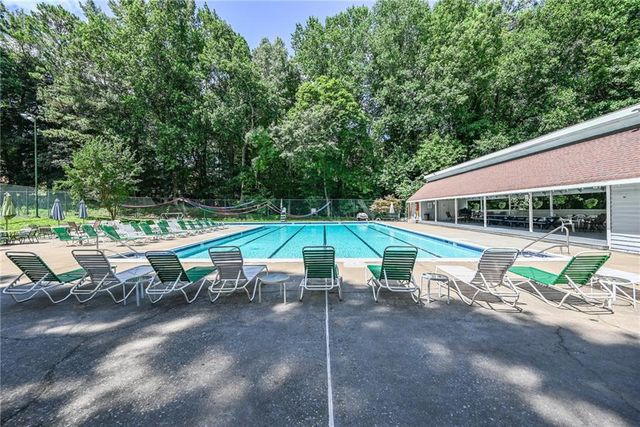 4649 Montauk Road SW, Lilburn, GA 30047