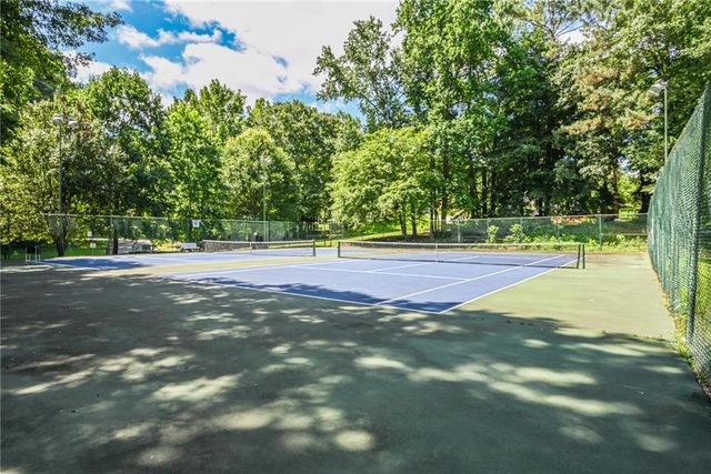 4649 Montauk Road SW, Lilburn, GA 30047