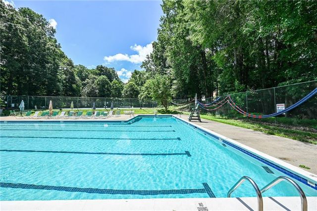 4649 Montauk Road SW, Lilburn, GA 30047