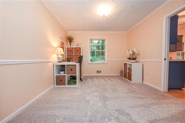 4649 Montauk Road SW, Lilburn, GA 30047