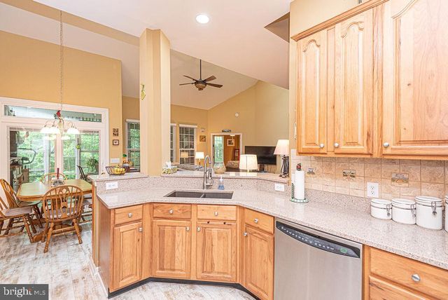 7 LONG POINT CT, Ocean Pines, MD 21811