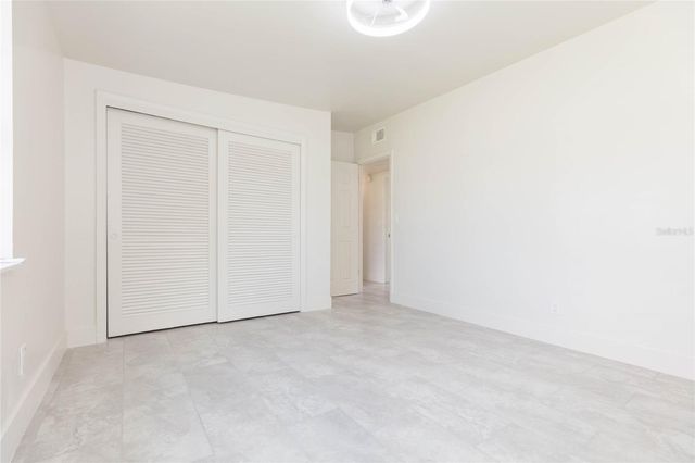 5016 S 86TH STREET, Tampa, FL 33619