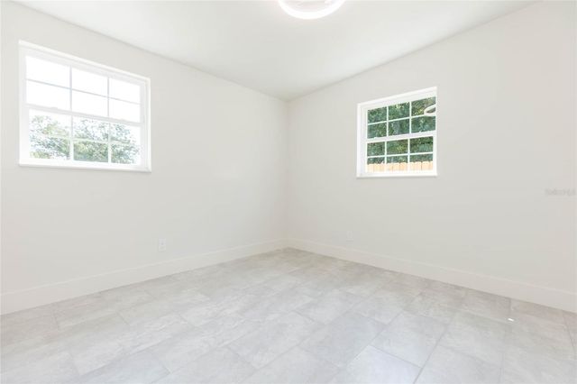 5016 S 86TH STREET, Tampa, FL 33619