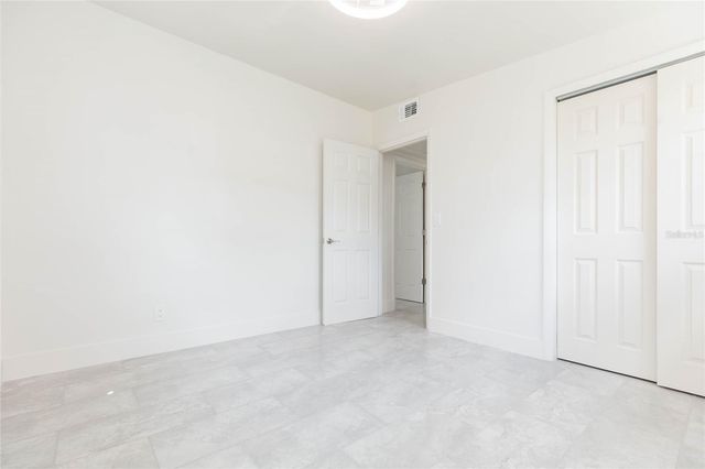 5016 S 86TH STREET, Tampa, FL 33619