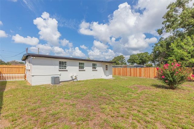 5016 S 86TH STREET, Tampa, FL 33619