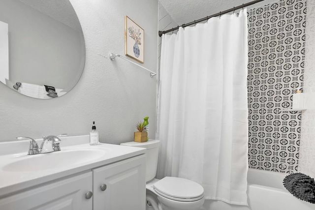 415 Gerona Rd, St Augustine, FL 32086