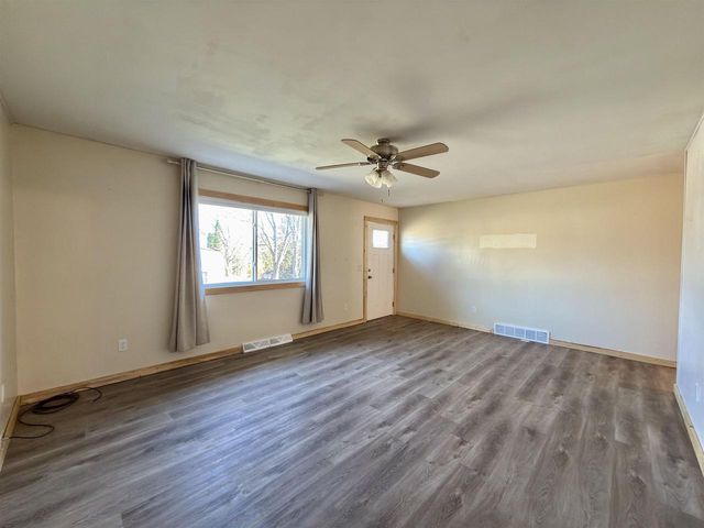 163 N KOSSUTH STREET, Berlin, WI 54923