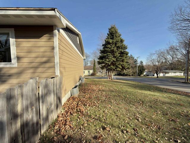 163 N KOSSUTH STREET, Berlin, WI 54923