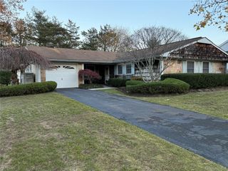 28 Hargrove Drive, Stony Brook, NY 11790