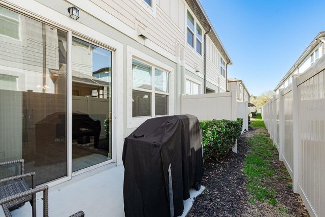 2442 FOGGY CREEK CIRCLE, Clearwater, FL 33764