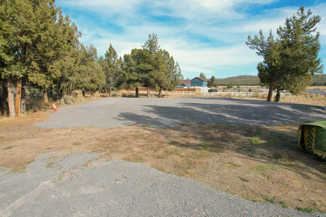 6873 SE Riverdance Road, Prineville, OR 97754