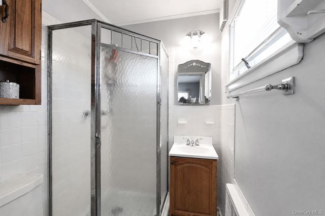 1221 Wantagh Oaks Gate, Wantagh, NY 11793