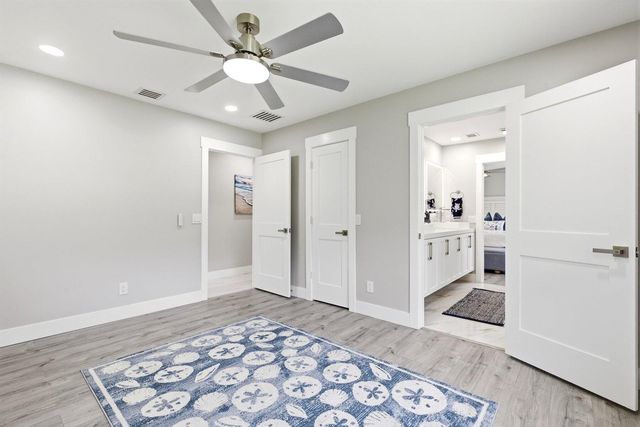 15555 De Havilland Court, Wellington, FL 33414
