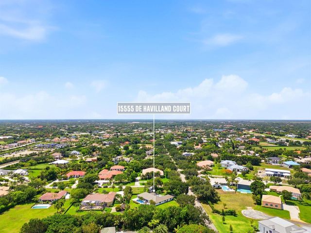 15555 De Havilland Court, Wellington, FL 33414