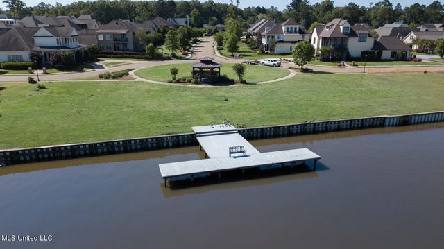 178 Crepe Myrtle Drive, Brandon, MS 39047