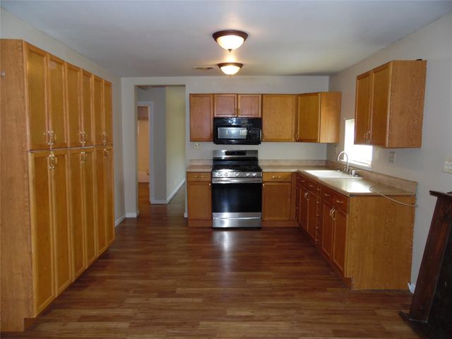 20593 Sullivan Road, New Caney, TX 77357