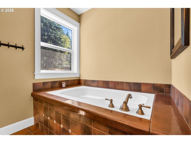 18111 Ne 317TH St, Yacolt, WA 98675