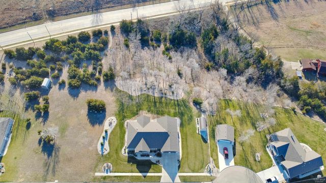 1509 Lariat Lane, Junction City, KS 66441