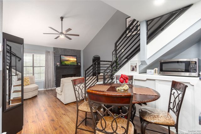 11610 Vance Jackson Rd Apt 204, San Antonio, TX 78230