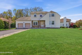 40 La Valencia Road, Old Bridge, NJ 08857